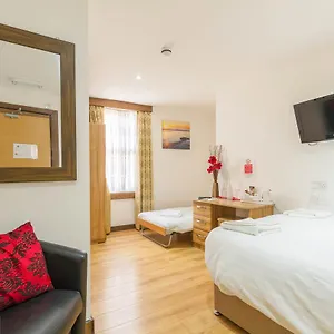 2* Hotel Brick Lane
