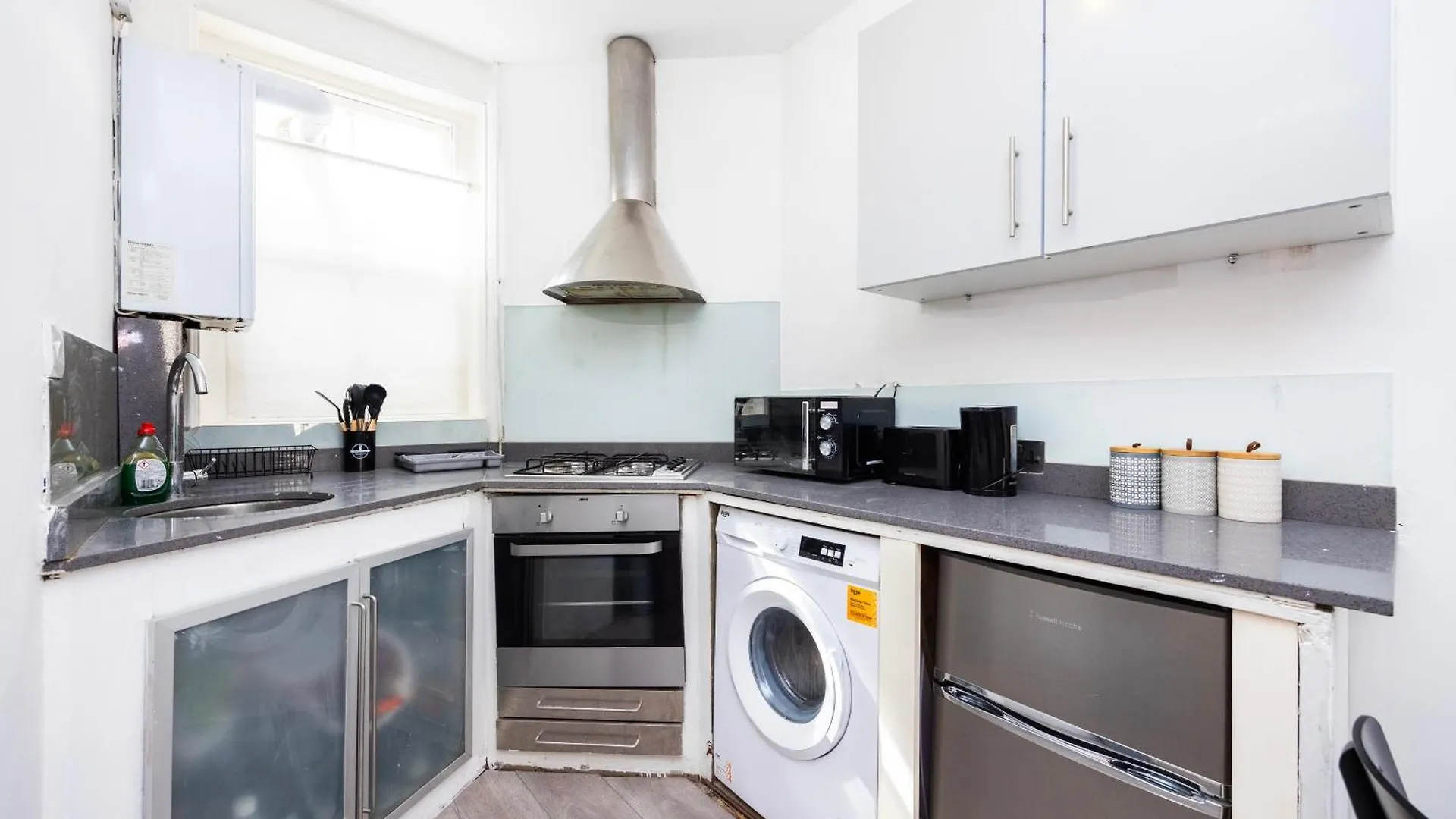 Cozy 2 Bedroom Near Old Street Station London Apartment