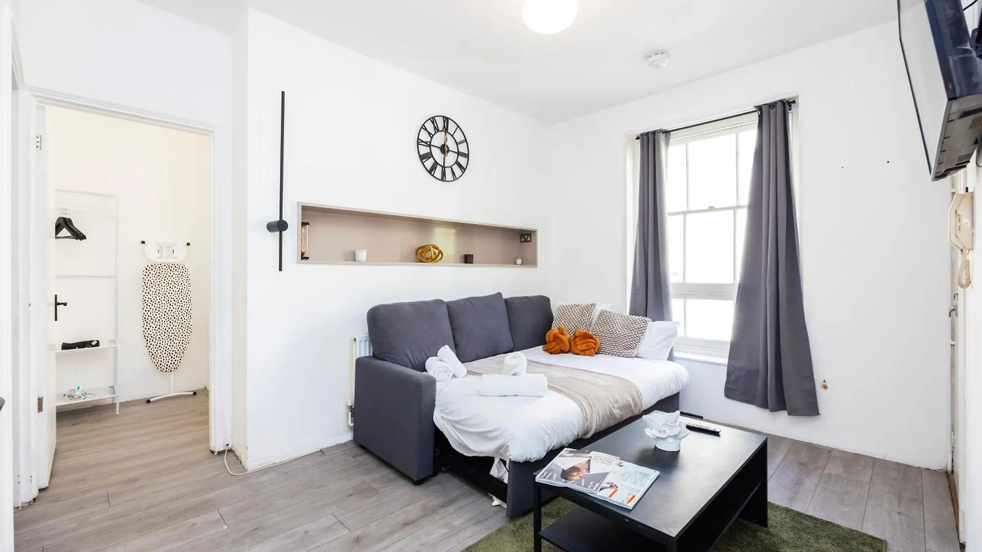 Cozy 2 Bedroom Near Old Street Station London
